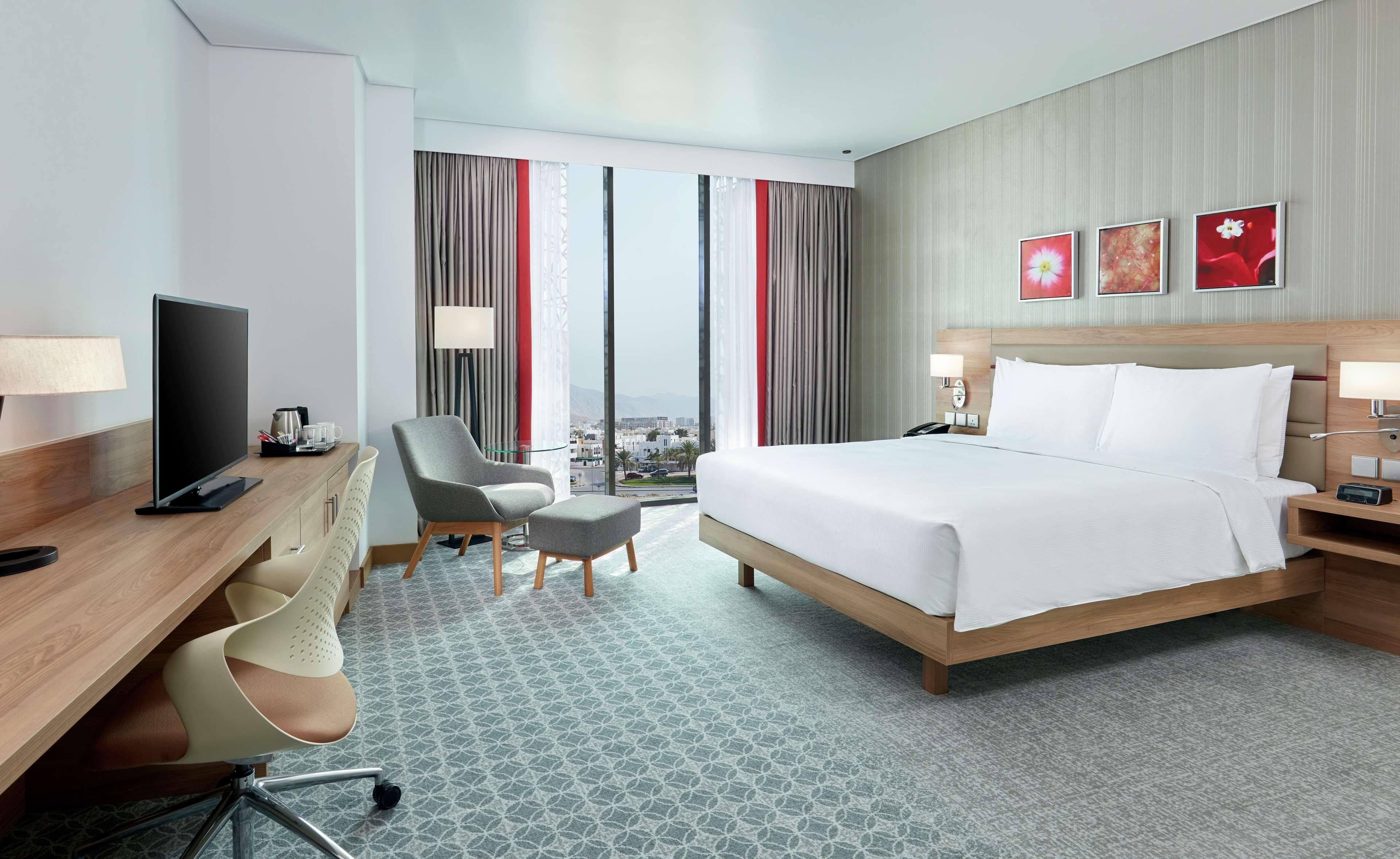 Hilton Garden Inn Muscat Al Khuwair Buitenkant foto