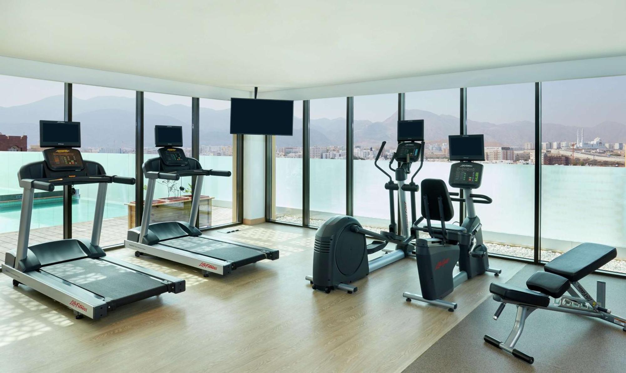 Hilton Garden Inn Muscat Al Khuwair Buitenkant foto