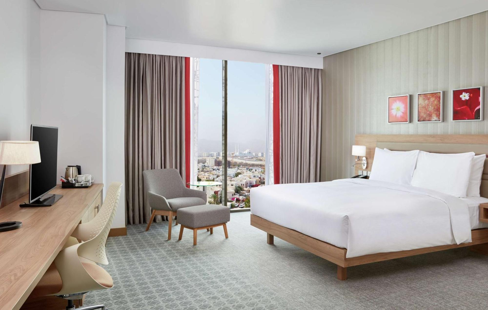 Hilton Garden Inn Muscat Al Khuwair Buitenkant foto